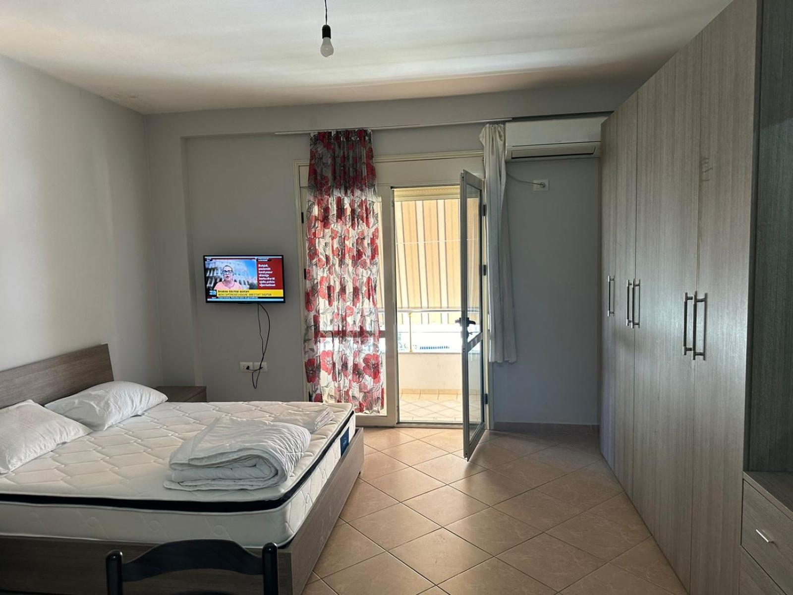 Apartament Univers-al